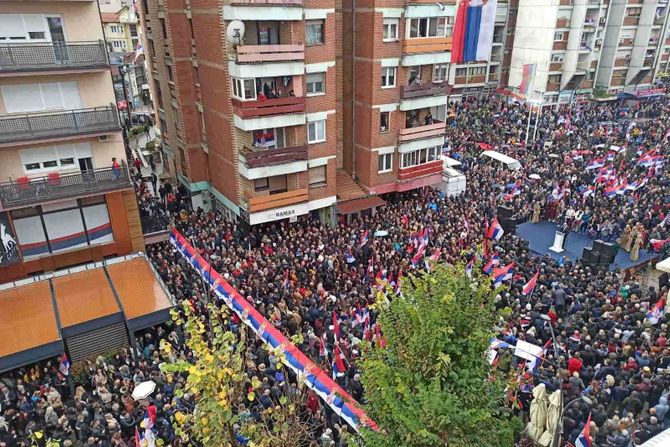 Kosovo Kosovska Mitrovica protesti