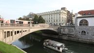 Gde zmajevi stražare, a stari zamak dominira gradom: Ovo mesto u komšiluku krije neodoljivu istoriju i šarm