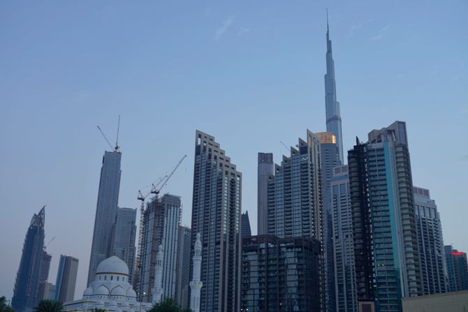 Požar Dubai zgrada pored Burdž Kalifa Požar Dubai zgrada pored Burdž Kalifa