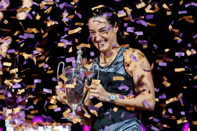 Karolin Garsija i Arina Sabalenka, WTA završni turnir