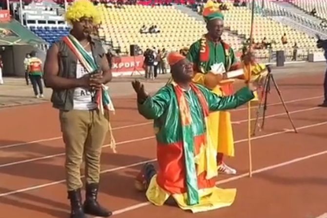 Fudbalska reprezentacija Kameruna Fudbalska reprezentacija Kameruna