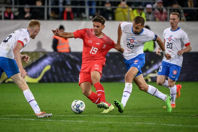 Ardon Jašari, Fudbalska reprezentacija Švajcarske Ardon Jašari, Fudbalska reprezentacija Švajcarske