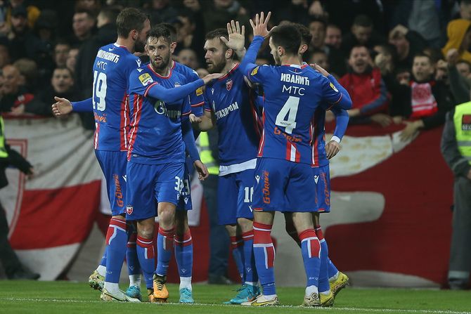 FK ČUkarički, FK Crvena zvezda FK ČUkarički, FK Crvena zvezda