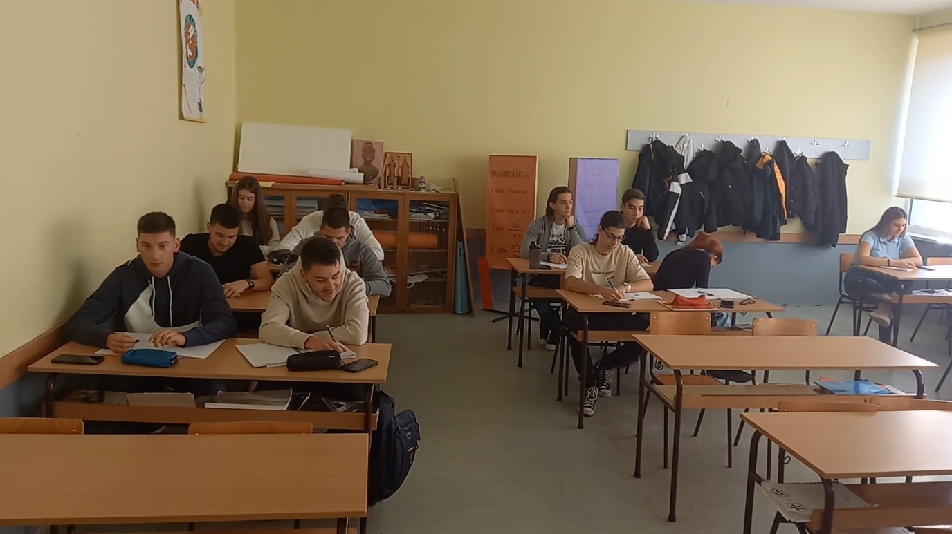 Ove srednje škole u Srbiji garantuju platu iznad proseka odmah nakon mature! Za jedan smer potrebno 100 POENA