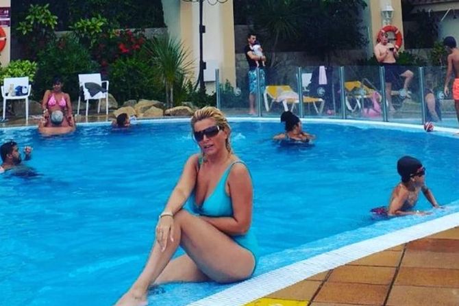 Pevačica Anči Dabetić Pevačica Anči Dabetić