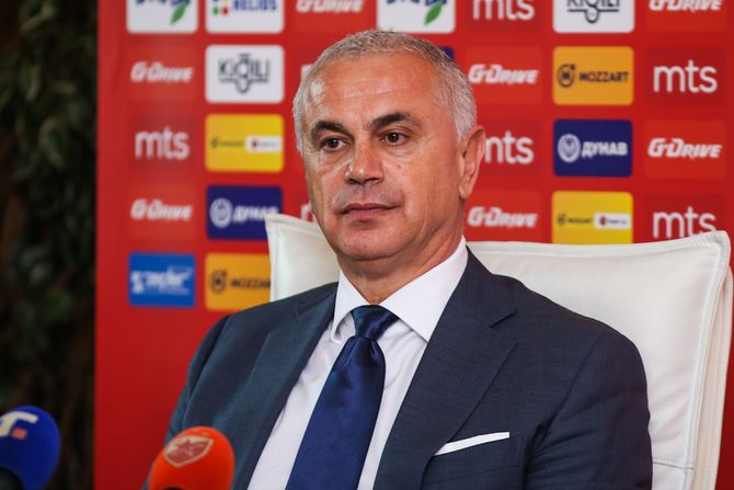 Zvezdan Terzić Zvezdan Terzić