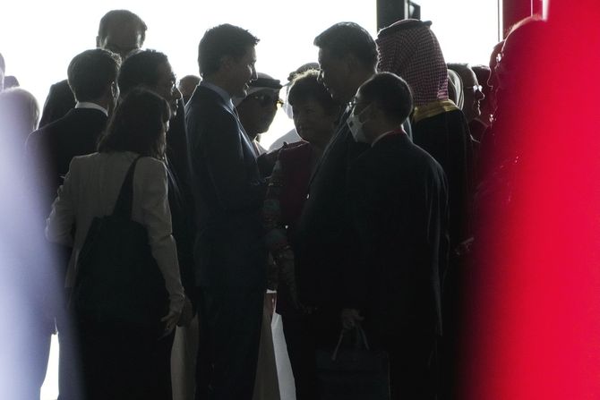 Džastin Trudo, Si Đinping Džastin Trudo, Si Đinping