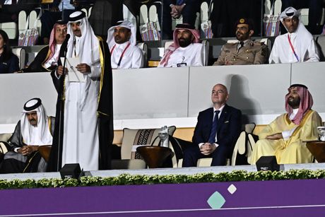 Katar, Emir Sheikh Tamim bin Hamad al-Thani , Sheikh Hamad bin Khalifa al-Thani , FIFA President Gianni Infantino, Saudi Arabia Princ Mohammed bin Salman al-Saud