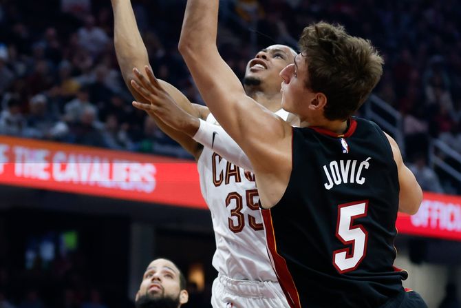 Nikola Jović Nikola Jović