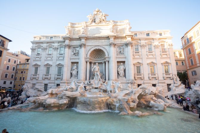 Fontana di Trevi Rim