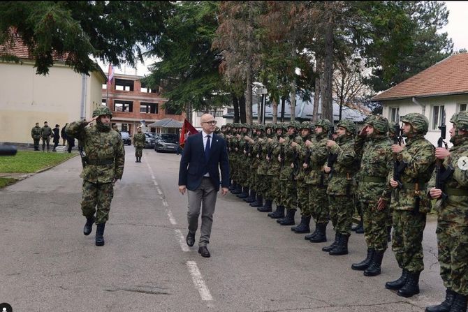 Miloš Vučević, Generalštab Vojske Srbije, Četvrta brigada Kopnene Vojske,