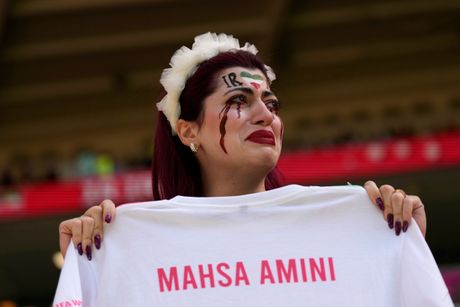 Iran, Svetsko prvenstvo u Kataru, Mahsa Amini