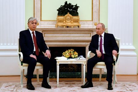 Vladimir Putin i Kasim-Žomart Tokajev