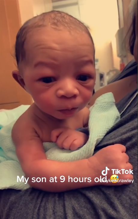 Beba stara devet 9 sati