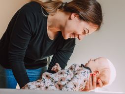 Porodica, mama, beba