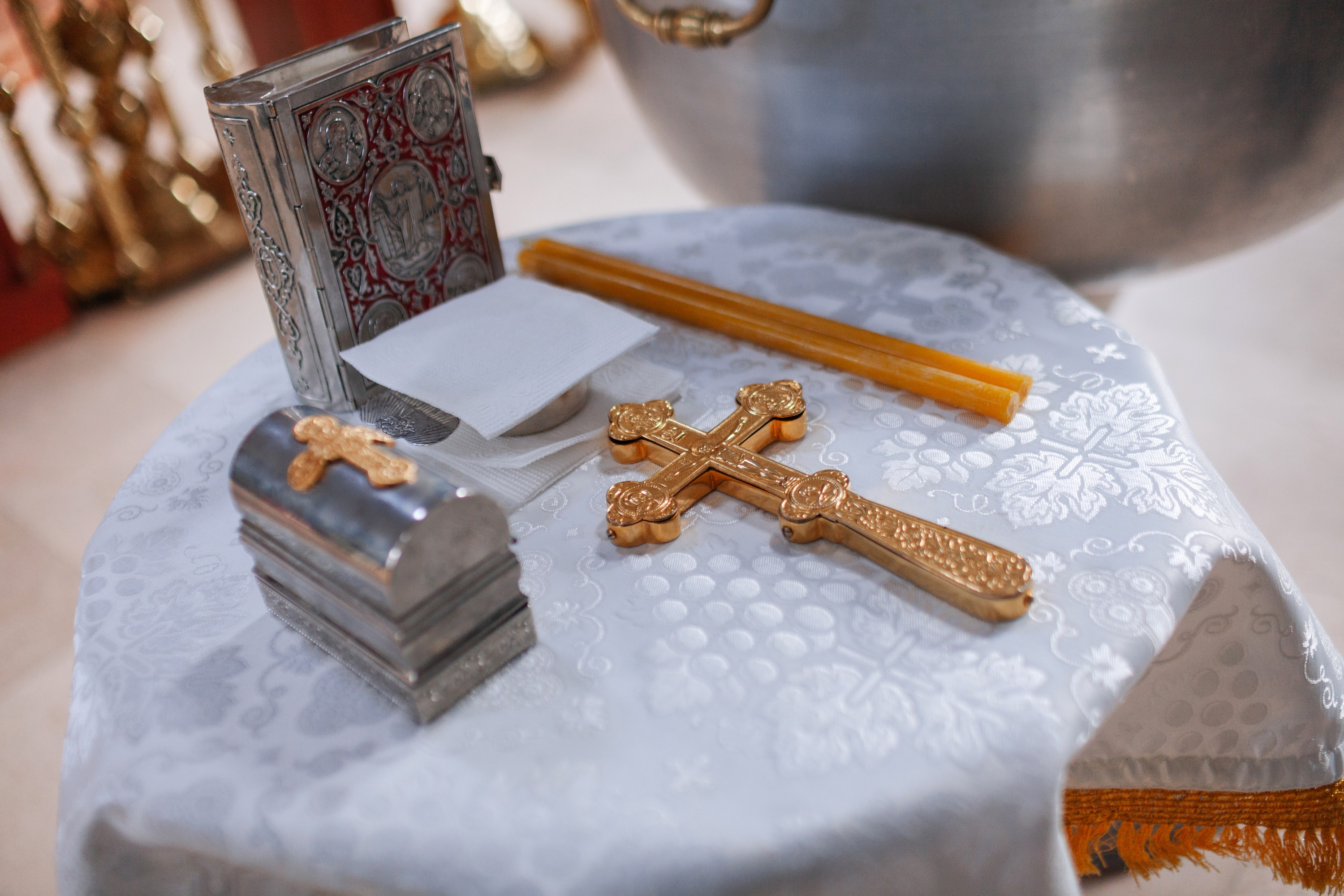 Osmi mart u crkvenom kalendaru je dan molitve, bogosluženja i sećanja na važne hrišćanske svetitelje