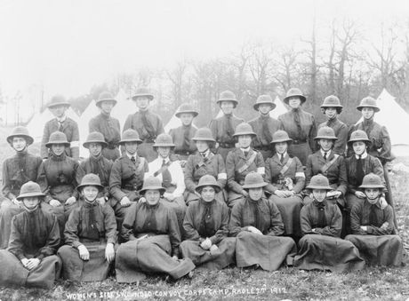 Mejbel Stobart, Ženski konvojski korpus za bolesne i ranjene Mejbel Stobart, Ženski konvojski korpus za bolesne i ranjene