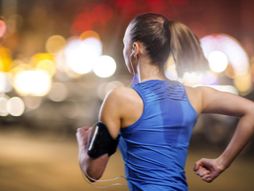 Noćno vežbanje, vežbanje, trčanje