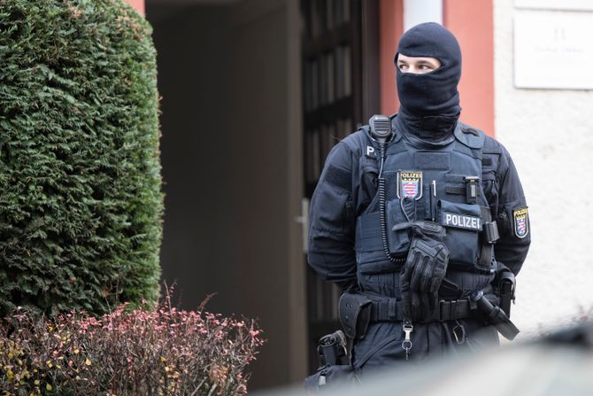 Nemačka, policija, hapšenje, pokušaj državnog udara Nemačka, policija, hapšenje, pokušaj državnog udara