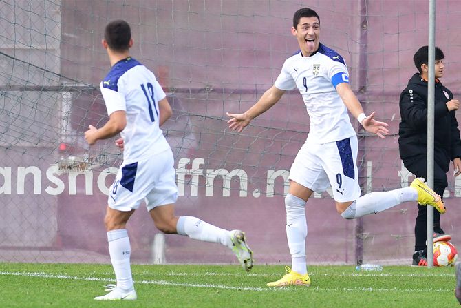 Srbija U-19 Srbija U-19