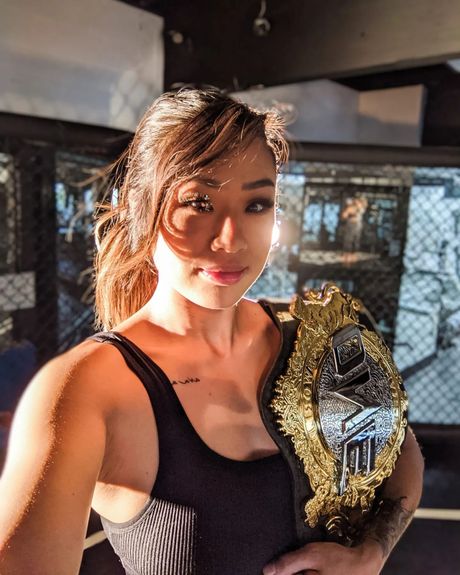 Angela Lee Pucci