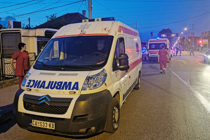 Lančani sudar na auto - putu Miloš Veliki Lančani sudar na auto - putu Miloš Veliki