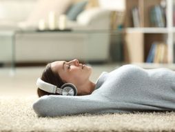 Meditacija, zvuk, beli šum, braon šum