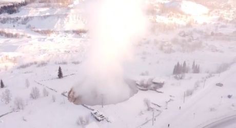 Rusija, ponor širine preko 30 metara otvorio se u popularnom skijalištu Šeregeš u Kemerovskoj oblasti