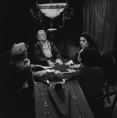 Medijatori, prizivanje duhova, Anne Béranger, Marie Powers, Freda Betti Medijatori, prizivanje duhova, Anne Béranger, Marie Powers, Freda Betti