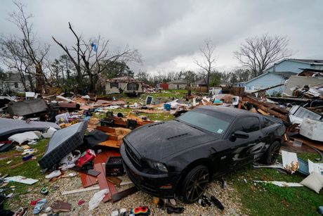 Tornado Luizijana nevreme oluja SAD