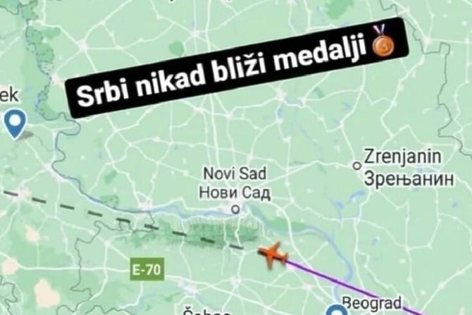 Navijači Hrvatske se šale na račun Srbije