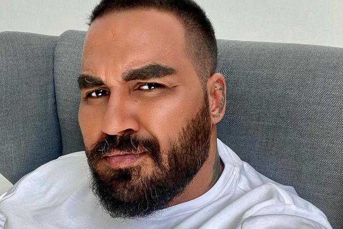 Azis New Oženio se Azis! Objavio sliku sa drugom polovinom, zasijale burme na ...