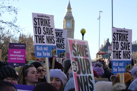 Štrajk medicinskih sestara Britanija Engleska, Štrajk u Britaniji