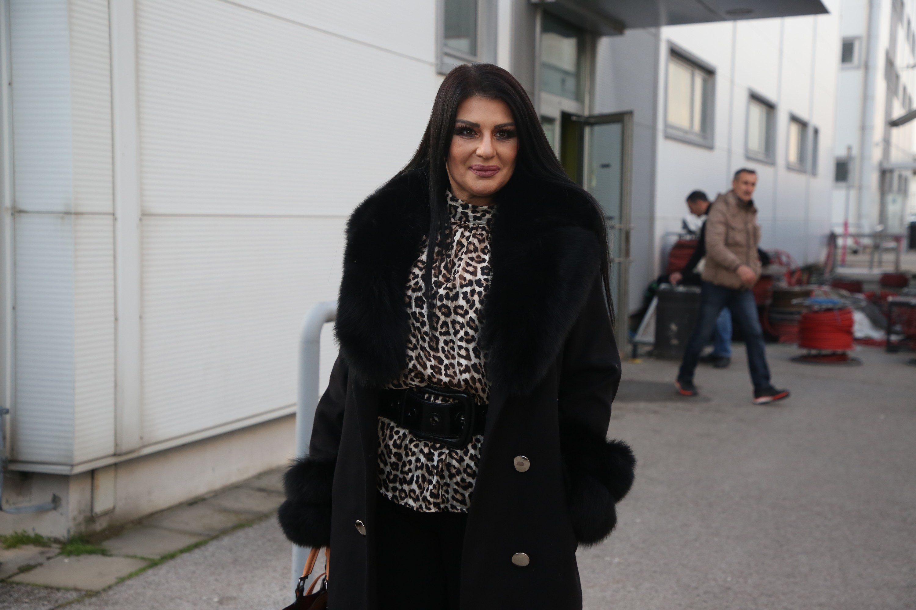 Otkriveno ko večeras ulazi u Elitu - pravi šok za sve! Postala majka u 52. godini, sad spremna da napravi haos