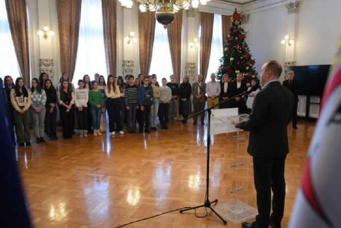 Novi Sad, prijem u Gradskoj kući