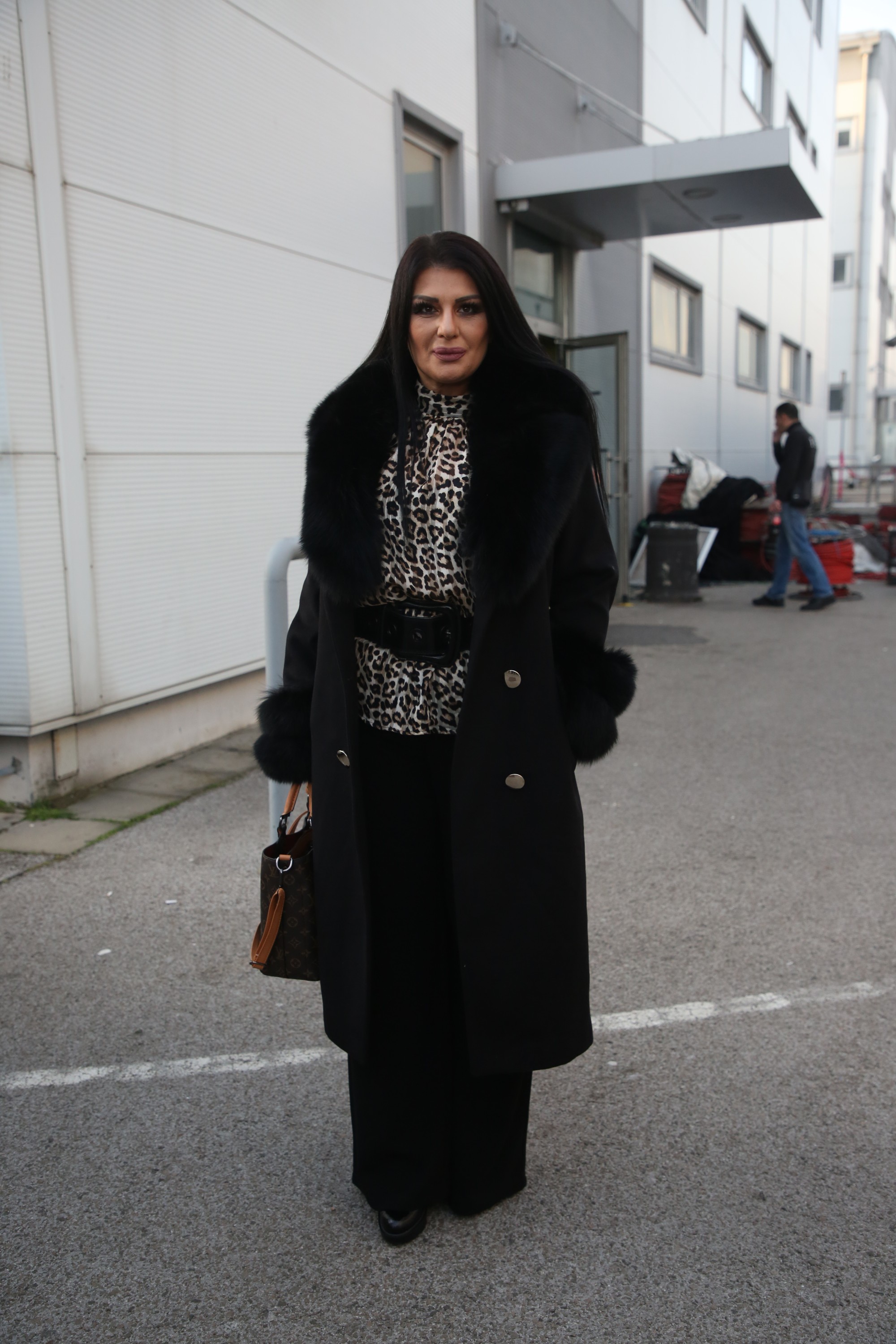 Otkriveno ko večeras ulazi u Elitu - pravi šok za sve! Postala majka u 52. godini, sad spremna da napravi haos