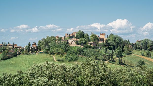 Zamaka Serravalle, Italija