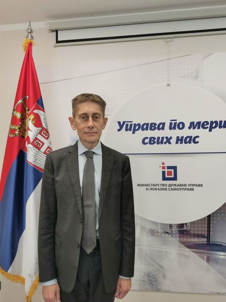 ministar državne uprave i lokalne samouprave dr Aleksandar Martinović ministar državne uprave i lokalne samouprave dr Aleksandar Martinović