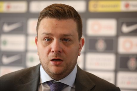 Okupljanje FK Partizan u Teleoptiku Okupljanje FK Partizan u Teleoptiku