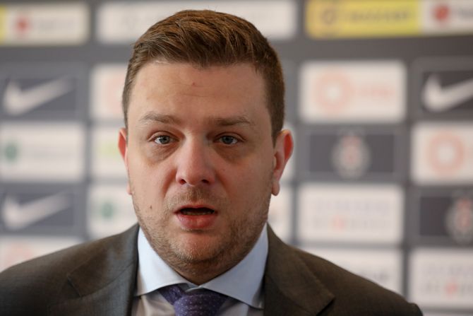 Miloš Vazura Miloš Vazura