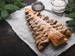 Jelka, lisnato testo