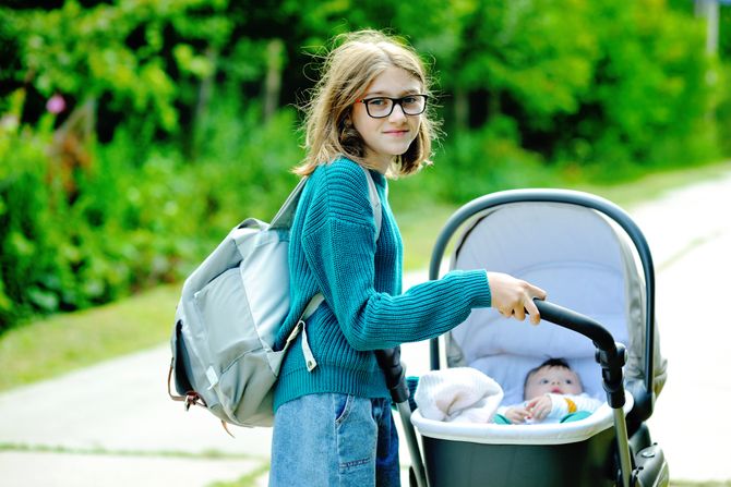 Tinejdžerka, teen mama Tinejdžerka, teen mama