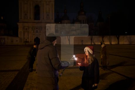 Devojčica u Ukrajini, doček Nove godine