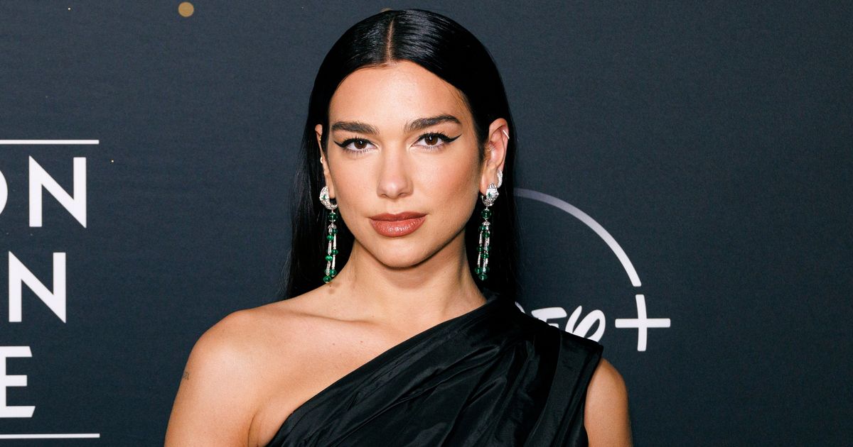 Dua Lipa zastrašena: Ušunjali su se u hotel i saznali broj njene sobe, obezbeđenje zateklo dve grupe