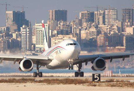 Bejrut avion aerodrom zalutali meci