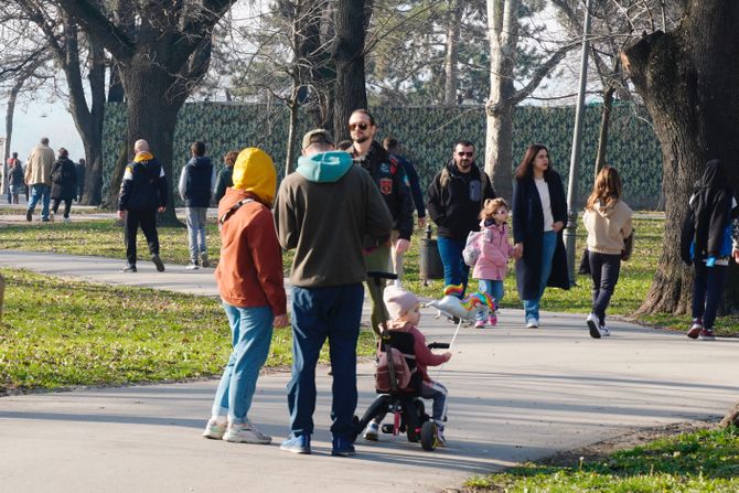 Vremenska prognoza, lepo sunčano vreme, sunčan dan