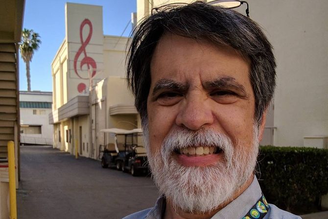 Chris Ledesma Chris Ledesma