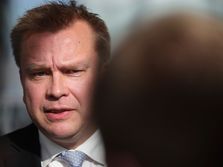 Finska, ministar odbrane, Anti Kaikonen