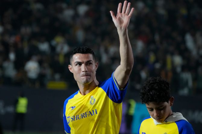 Kristijano Ronaldo, FK Al Nasr