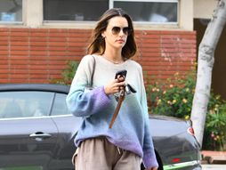 Alessandra Ambrosio Alesandra Ambrozio